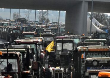 ΣΥΓΚΕΝΤΡΩΣΗ ΑΛΛΗΛΕΓΓΥΗΣ ΣΤΟΥΣ ΑΓΡΟΤΕΣ 8 ΔΕΚΕΜΒΡΗ