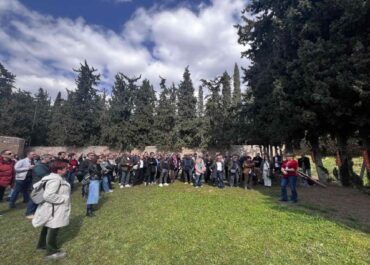 Για την επίσκεψη στο «Θυσιαστήριο της λευτεριάς» στην Καισαριανή
